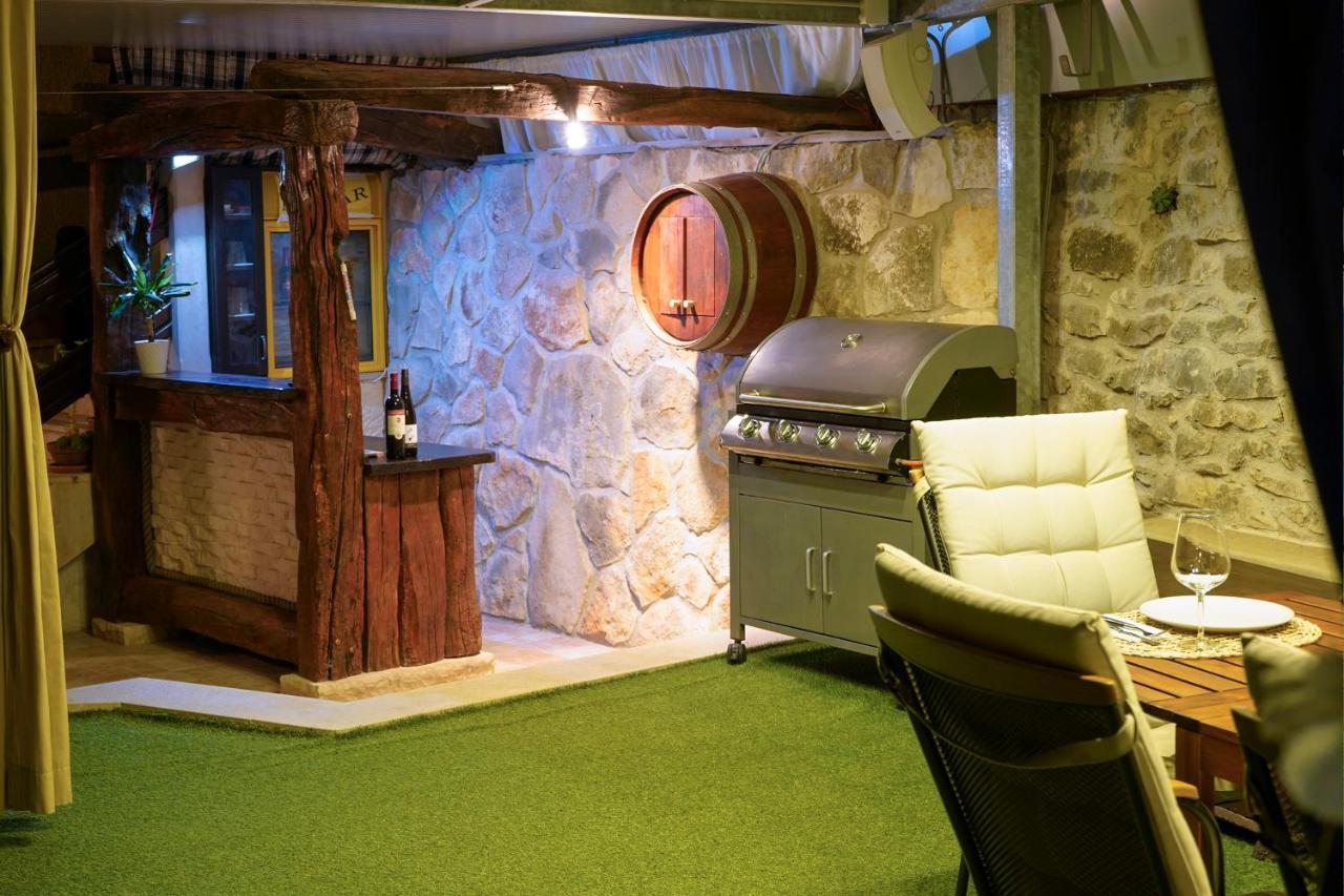 Holiday Home Gustirna Selca  Exterior photo